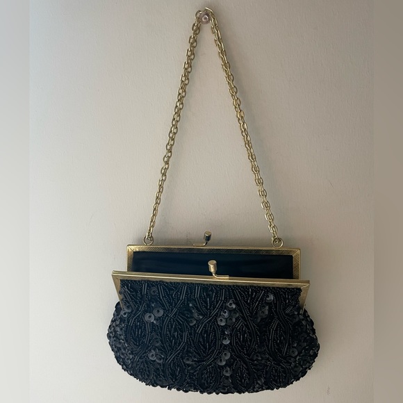 Beaded Hand Purse | Handmade | Gold Chain - Picture 8 of 16